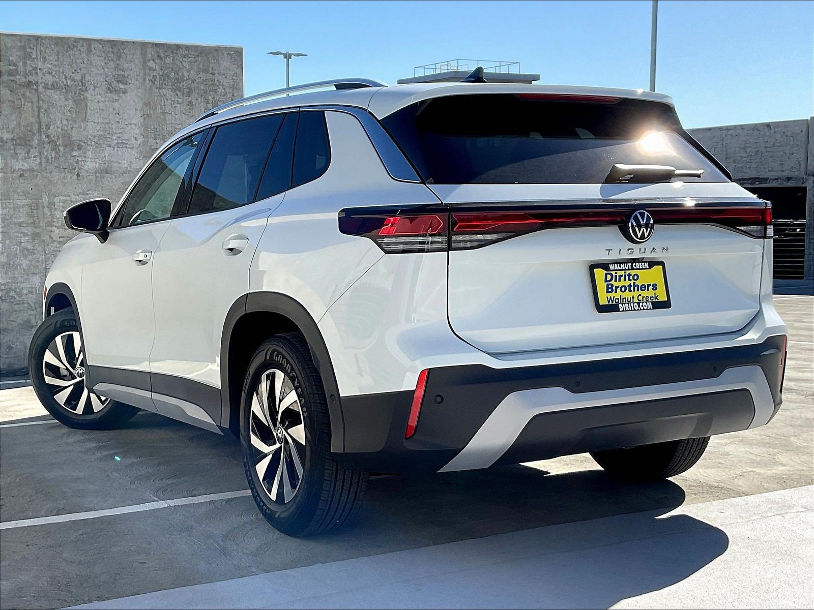 New 2026 Volkswagen Tiguan S AWD/4WD image 2