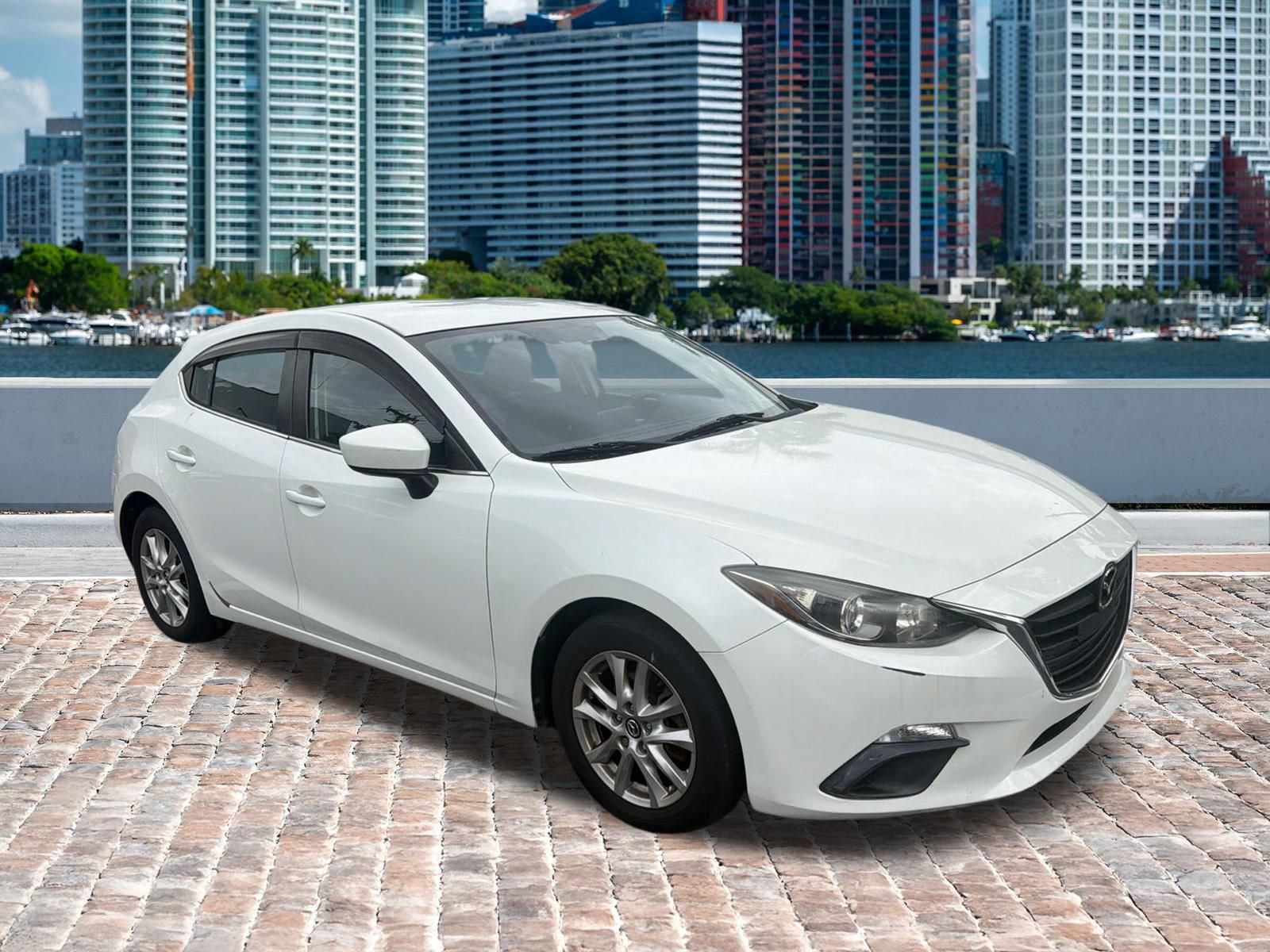Used 2016 MAZDA MAZDA3 i Sport w/ Preferred Equipment Package FWD image 5