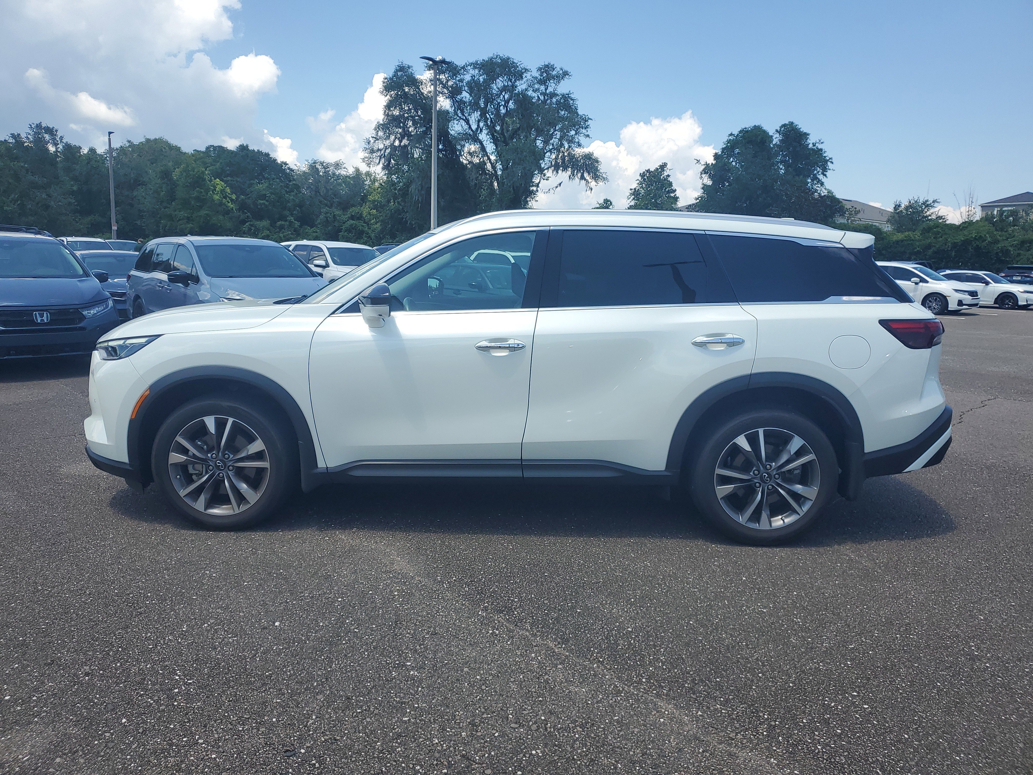 Used 2023 INFINITI QX60 Luxe image 13