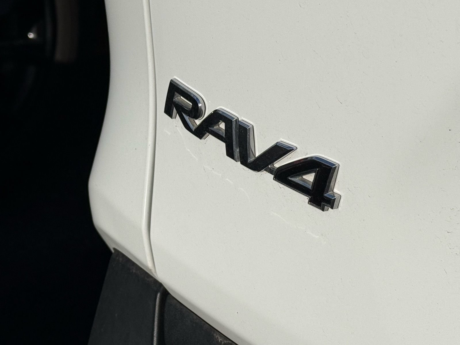 Used 2025 Toyota RAV4 XLE AWD/4WD image 13