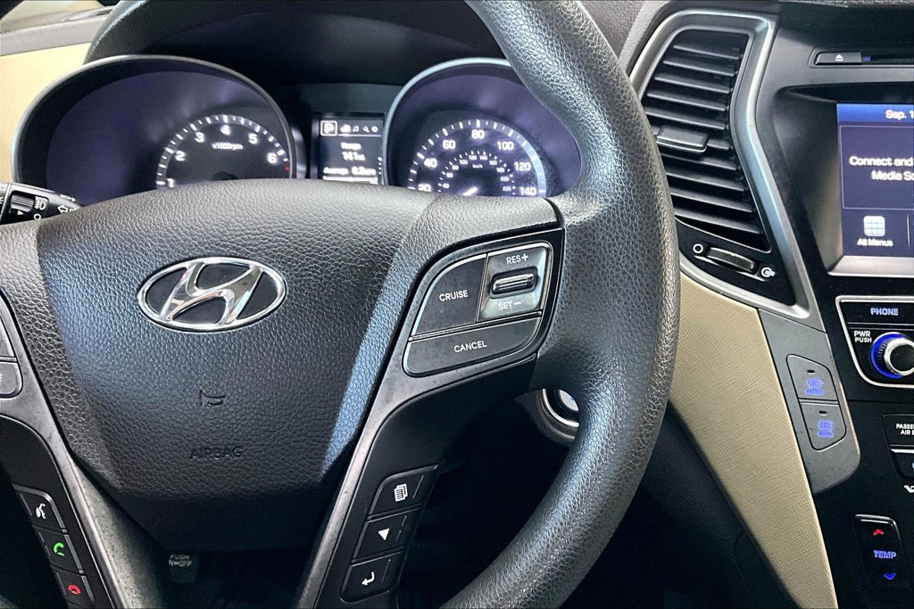 Used 2018 Hyundai Santa Fe Sport w/ 2.4L Value Package 02 FWD image 11
