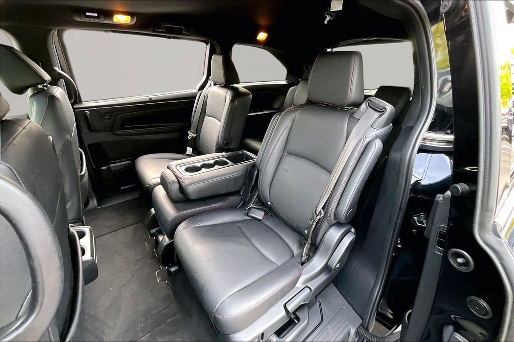 Used 2024 Honda Odyssey Sport image 18