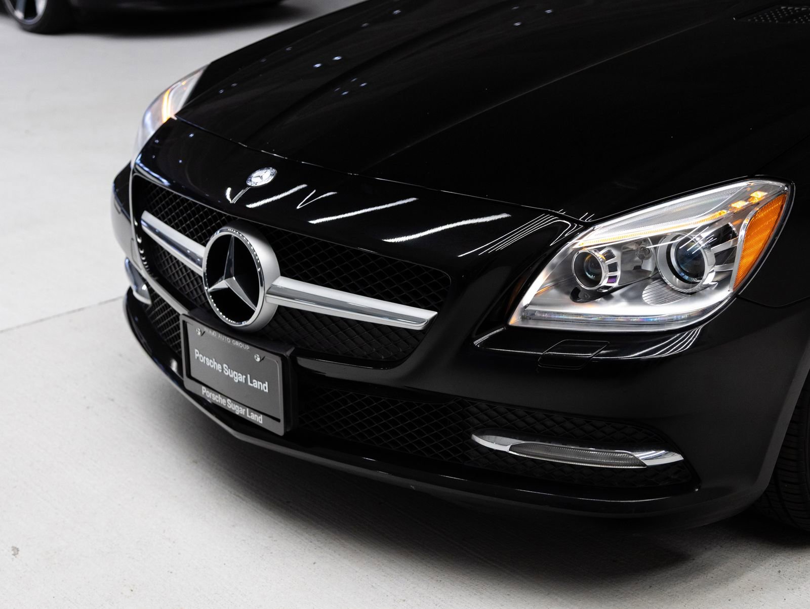 Used 2013 Mercedes-Benz SLK 250 image 33