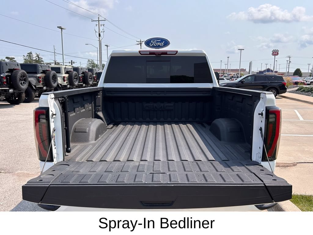 Used 2025 GMC Sierra 2500 AT4 w/ AT4 Premium Plus Package AWD/4WD image 19