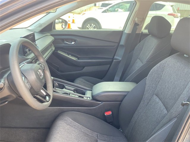 Used 2023 Honda Accord EX image 19