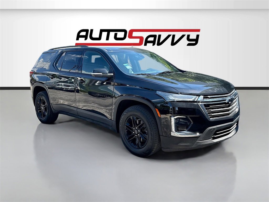 Used 2023 Chevrolet Traverse LT w/ Midnight/Sport Edition