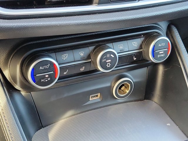 Used 2018 Alfa Romeo Stelvio Ti Sport AWD/4WD image 23