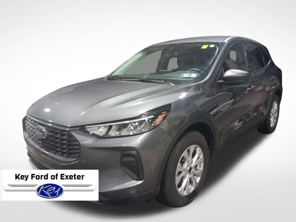 Used 2025 Ford Escape Active w/ Cold Weather Package image 5