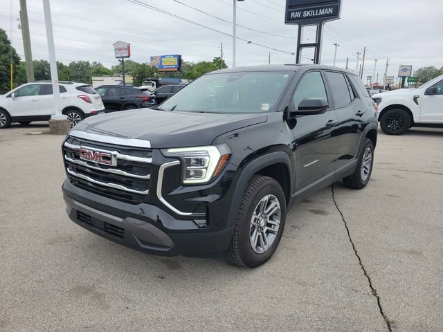 Used 2026 GMC Terrain Elevation FWD image 2