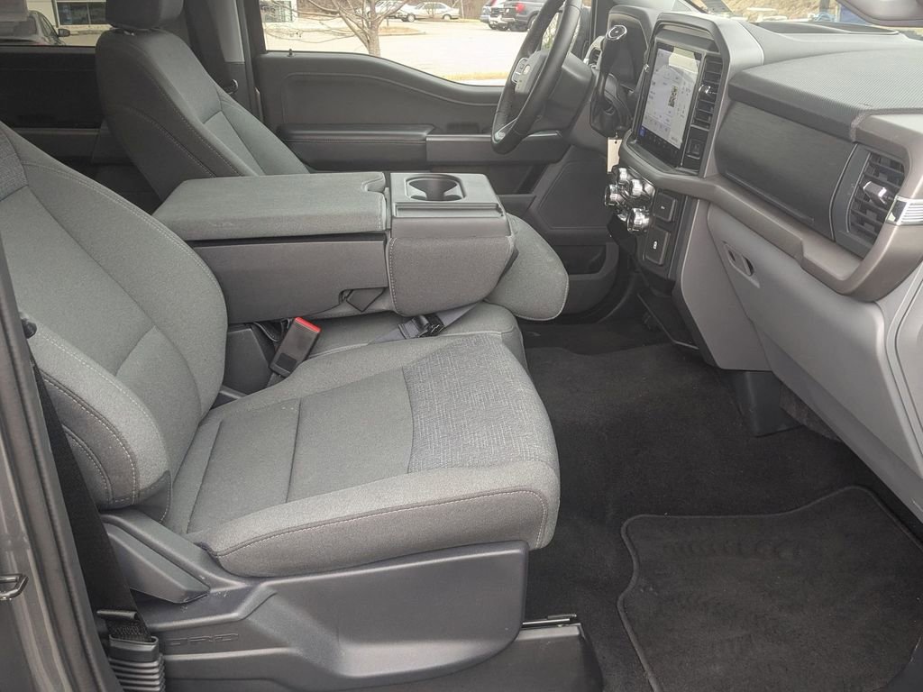 Used 2025 Ford F150 XLT w/ Equipment Group 301A Standard image 30