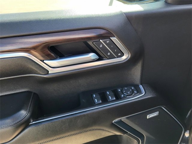 Used 2022 GMC Sierra 1500 SLT image 11