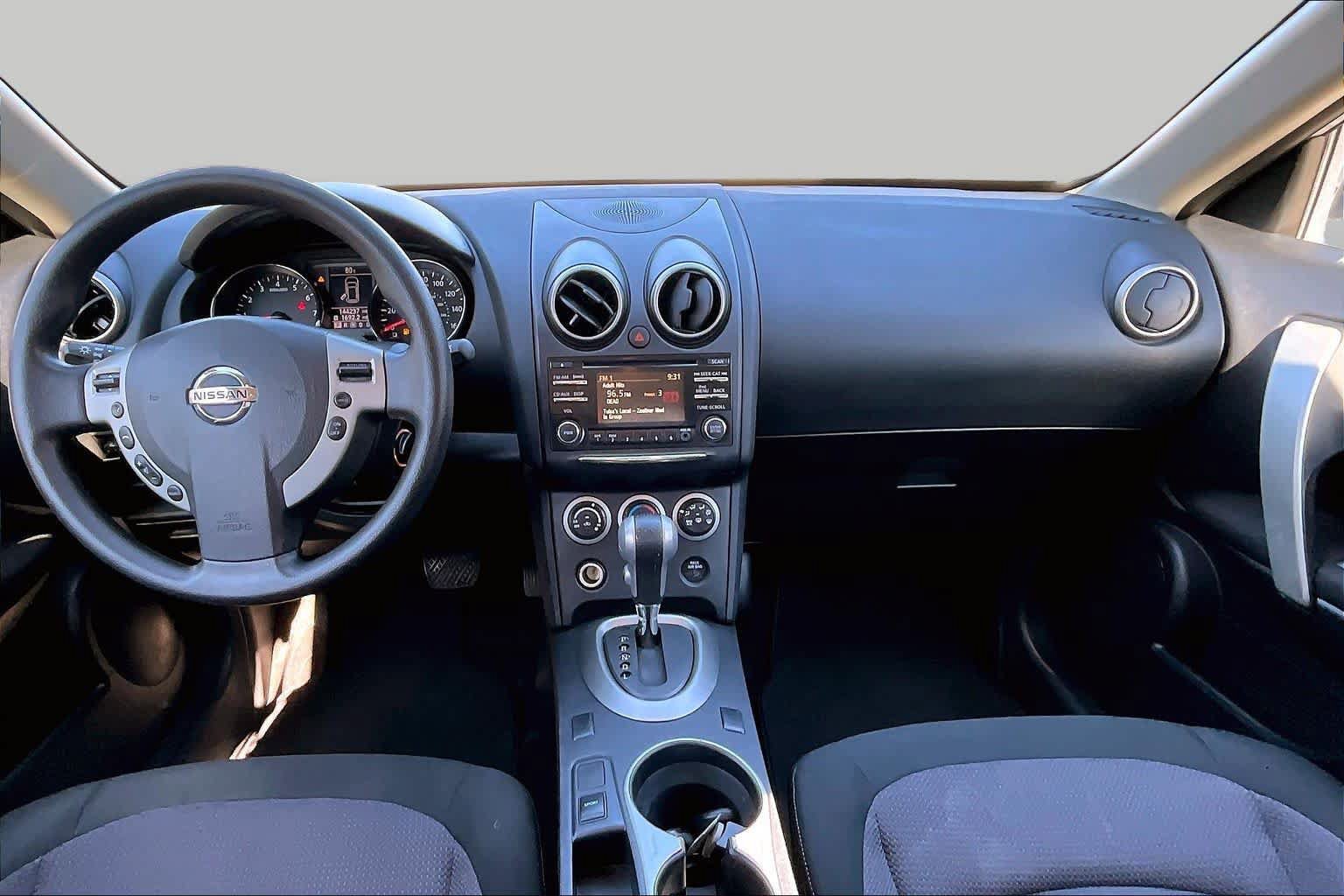 Used 2013 Nissan Rogue SV AWD/4WD image 16