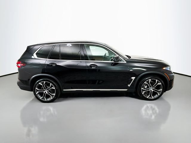 Used 2024 BMW X5 xDrive40i w/ Premium Package AWD/4WD image 8