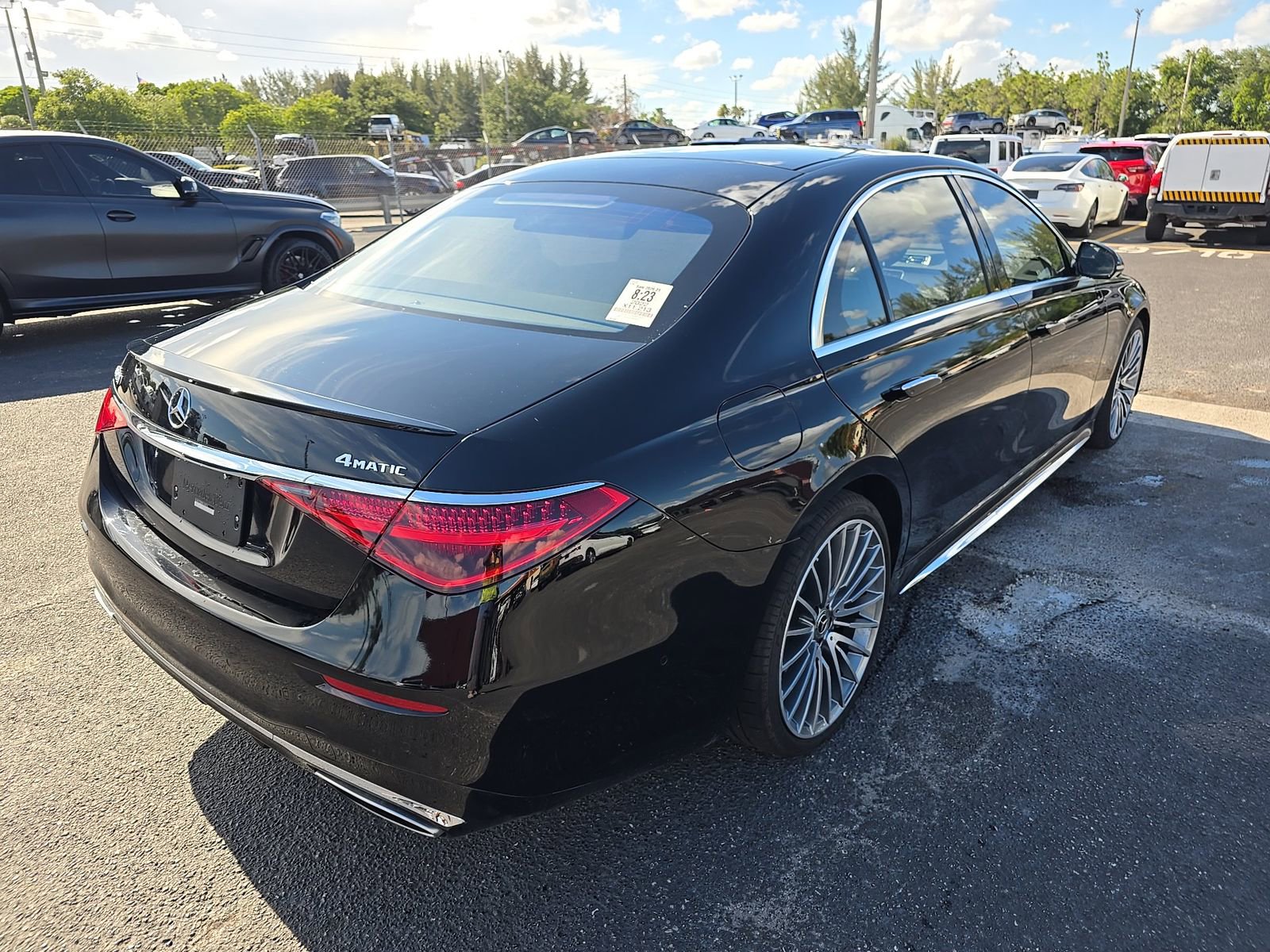 Used 2022 Mercedes-Benz S 580 4MATIC Sedan w/ AMG Line Package image 6