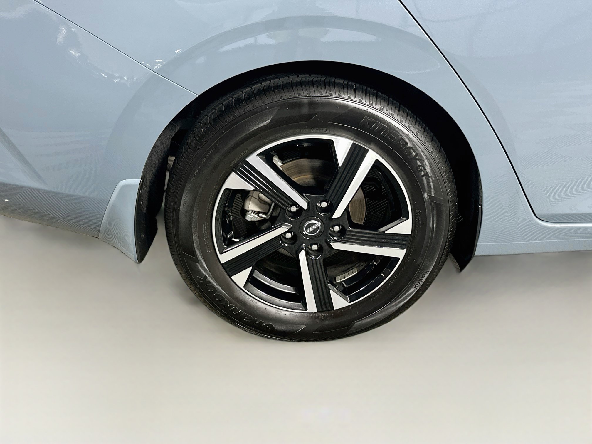 Used 2025 Nissan Sentra SV w/ Trunk Package FWD image 11