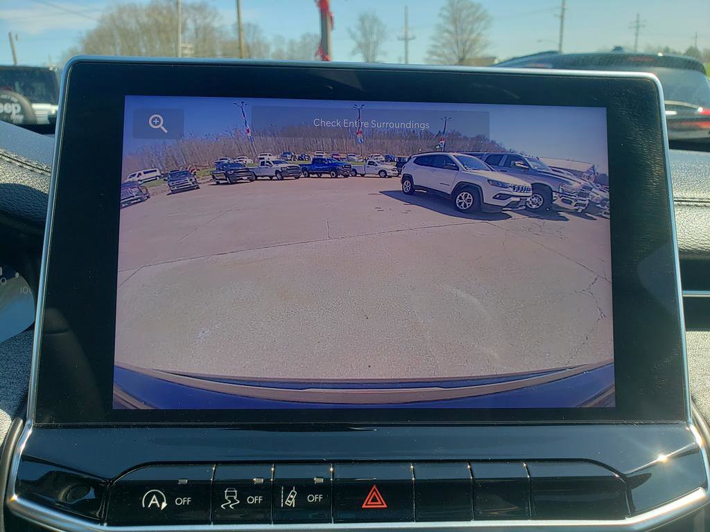 Used 2024 Jeep Compass Latitude image 20