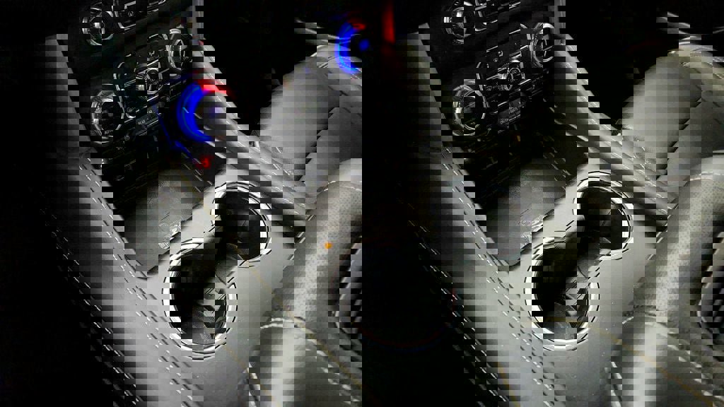 Used 2023 GMC Yukon SLT image 17