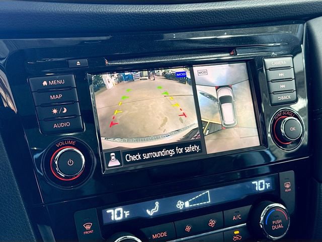 Used 2018 Nissan Rogue SL w/ Premium Package image 15