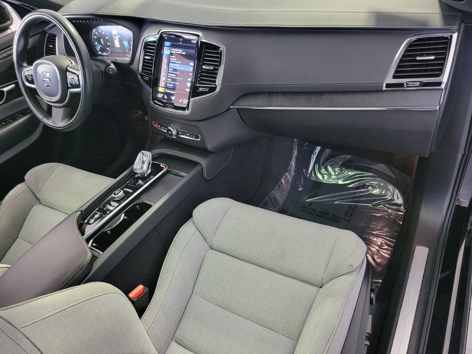 Used 2021 Volvo XC90 T8 Inscription image 18