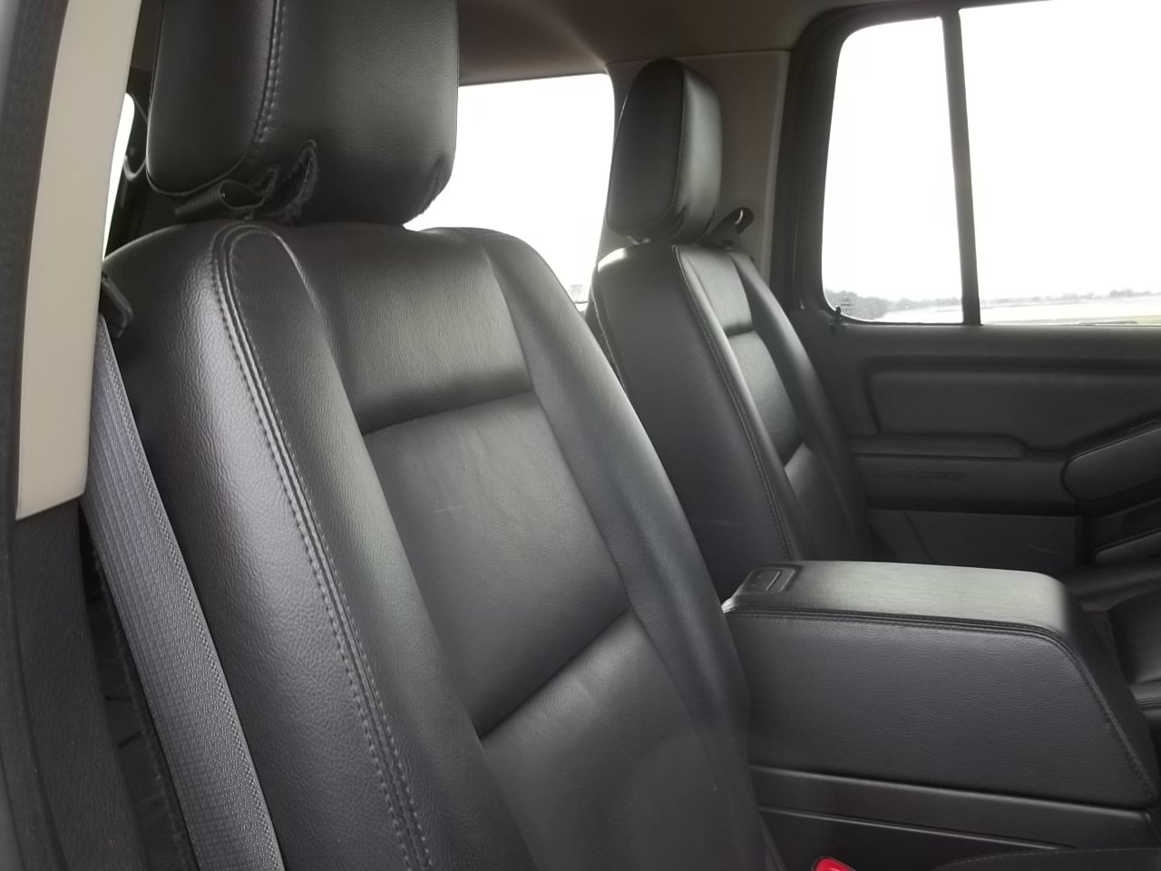Used 2006 Ford Explorer Limited AWD/4WD image 12