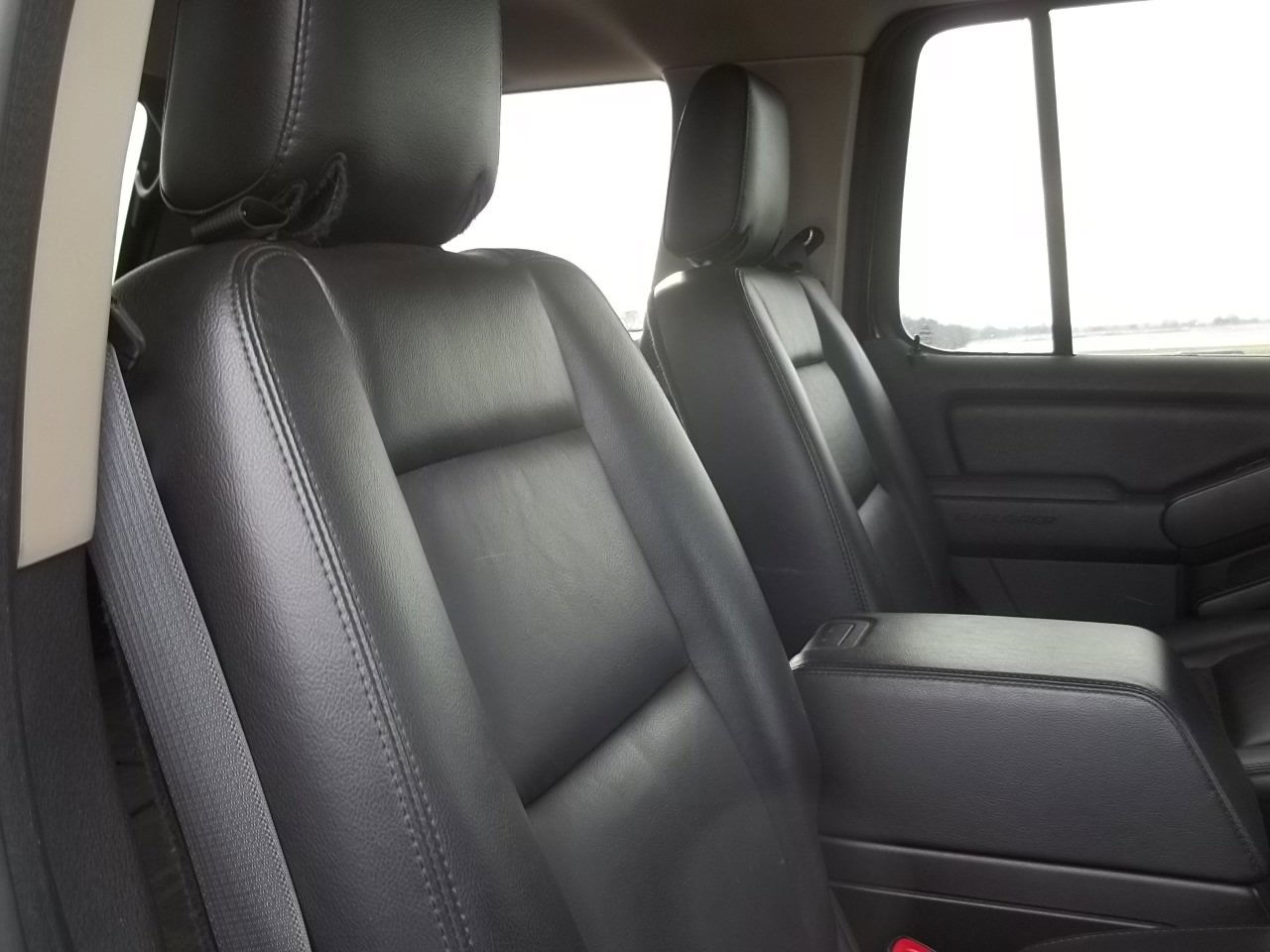 Used 2006 Ford Explorer Limited AWD/4WD image 12