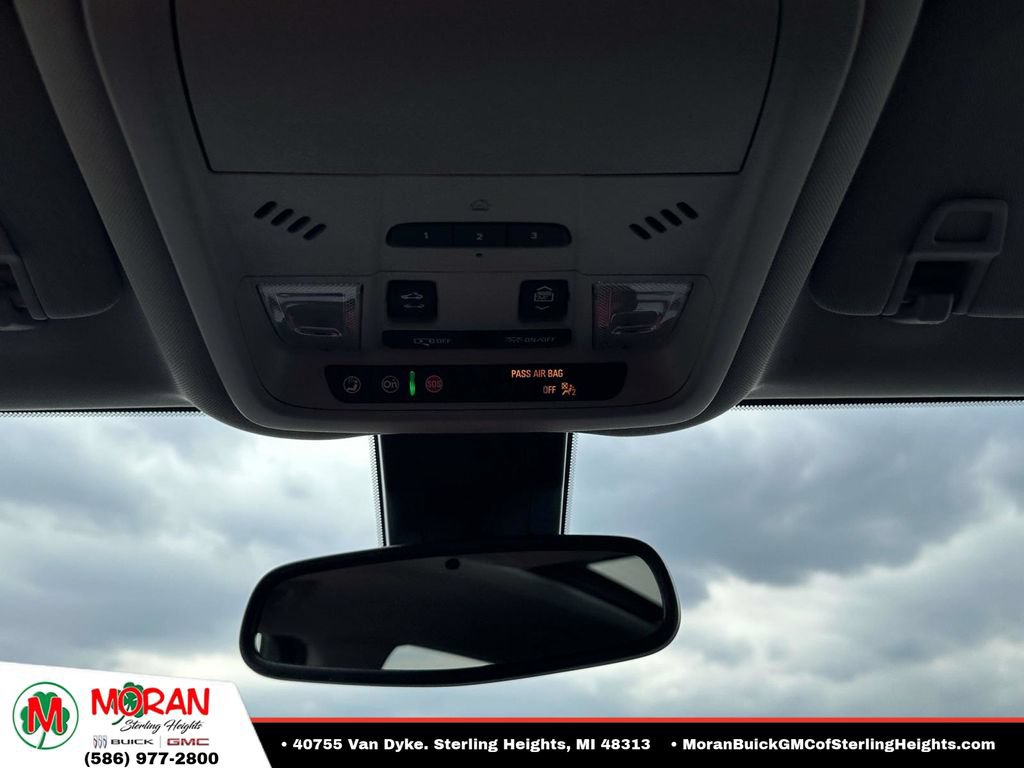 Certified 2024 GMC Terrain AT4 w/ Infotainment Package II AWD/4WD image 31