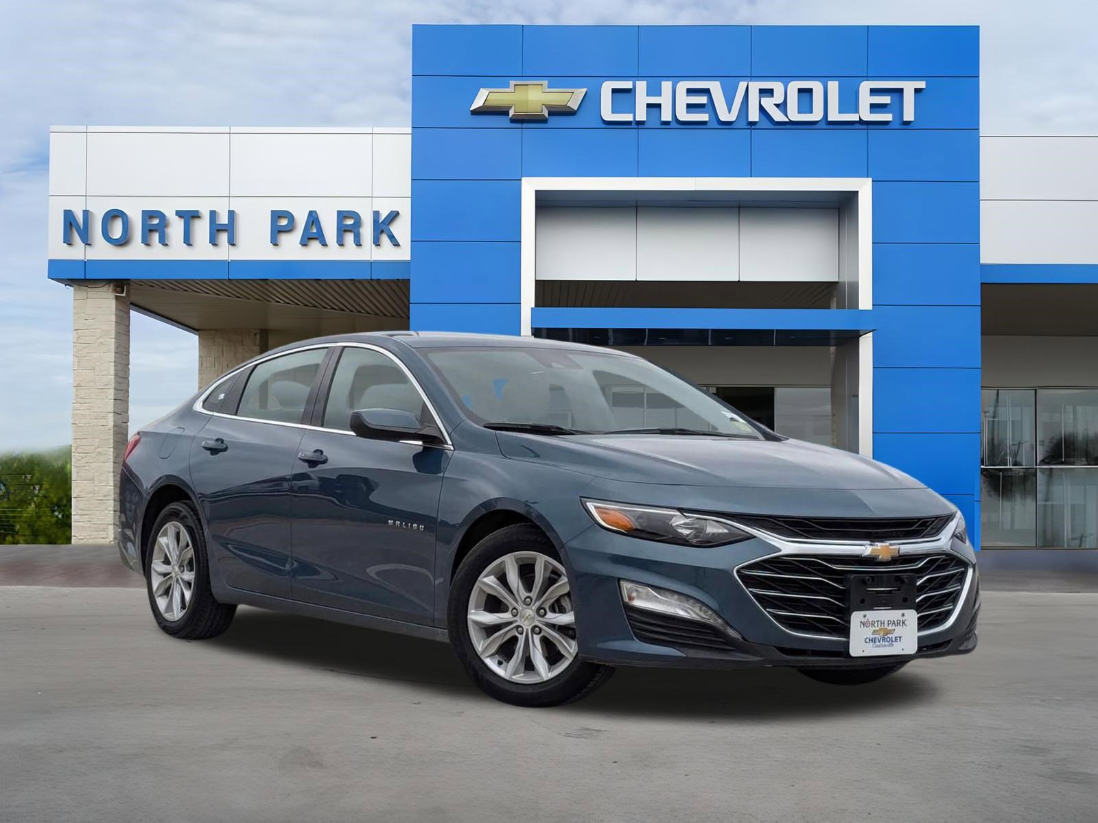 Used 2025 Chevrolet Malibu LT