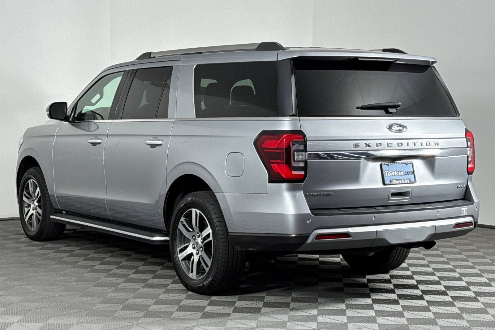 Used 2022 Ford Expedition Max Limited image 7