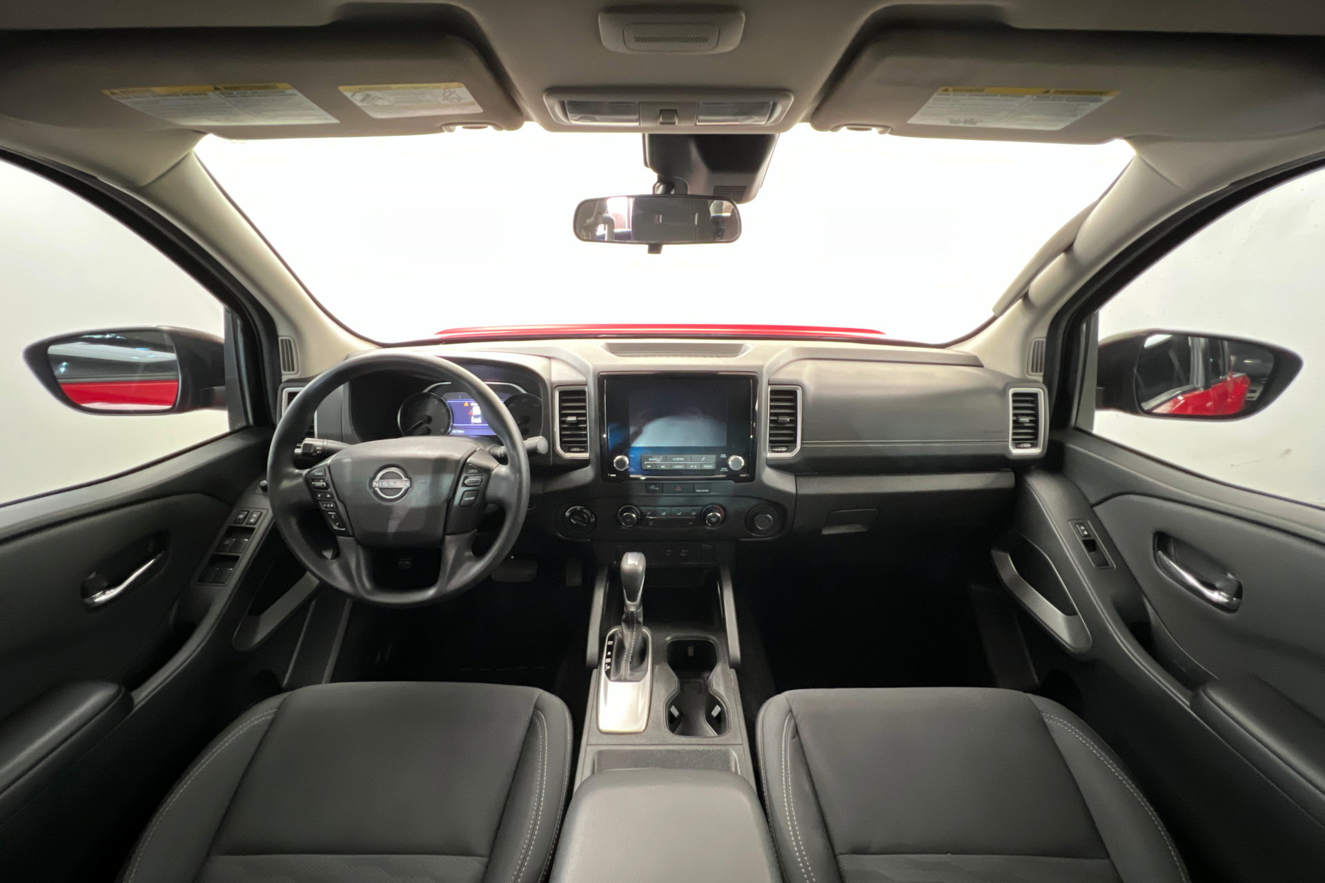 Used 2024 Nissan Frontier SV AWD/4WD image 10