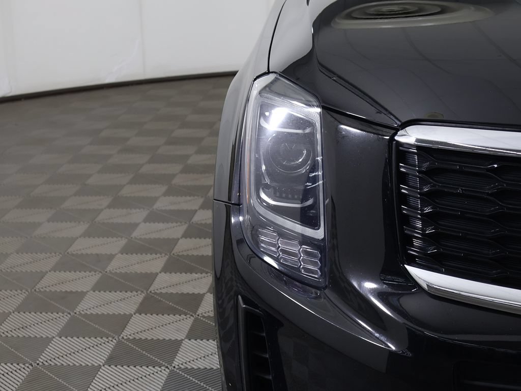 Used 2022 Kia Telluride LX FWD image 13