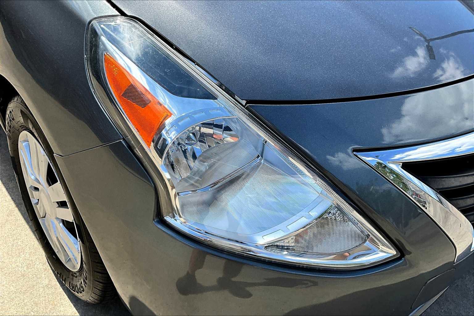 Used 2019 Nissan Versa SV image 25