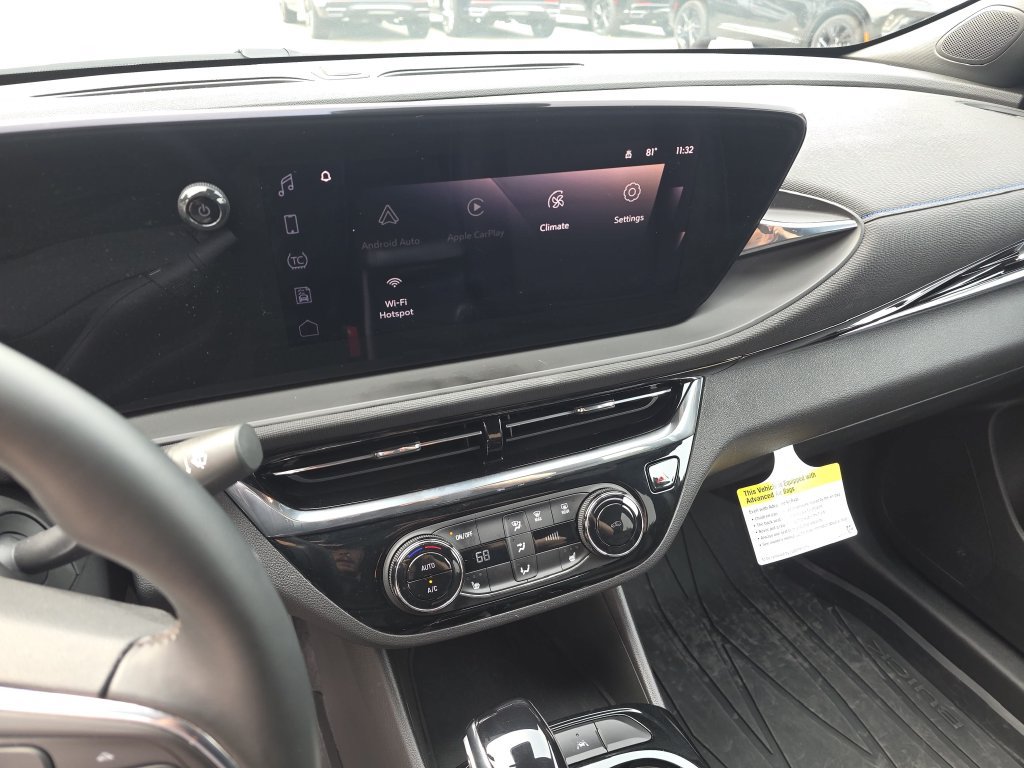 Used 2024 Buick Envista Sport Touring w/ Convenience I Package FWD image 23