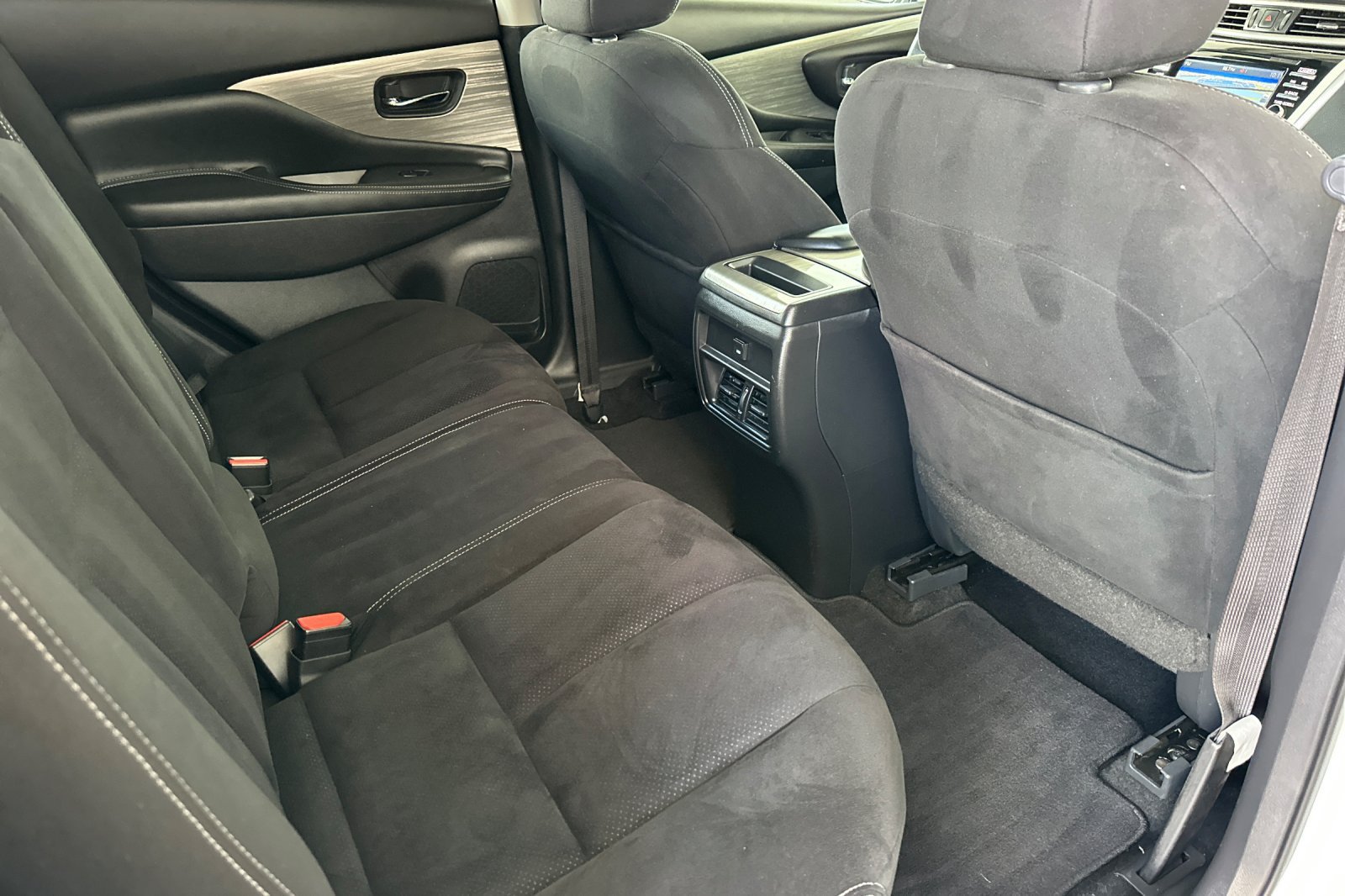 Used 2018 Nissan Murano SV w/ Premium Package FWD image 19