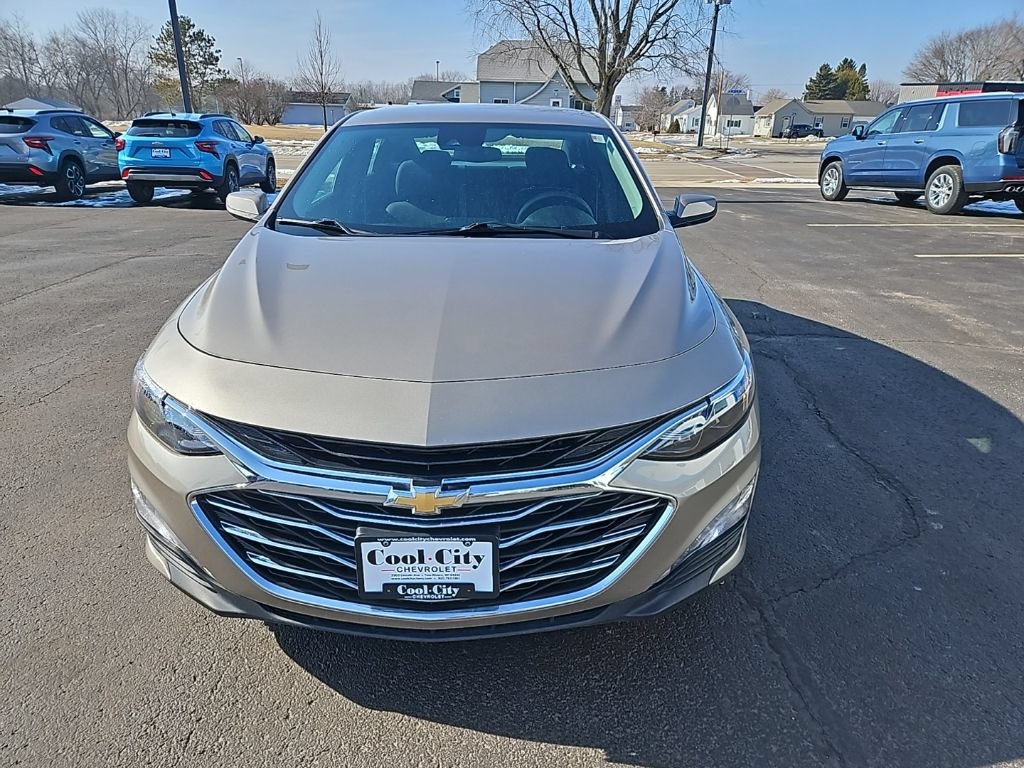 Used 2025 Chevrolet Malibu LT FWD image 8