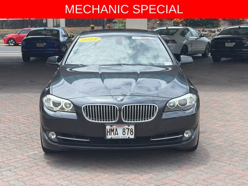 Used 2011 BMW 550i Sedan RWD image 2