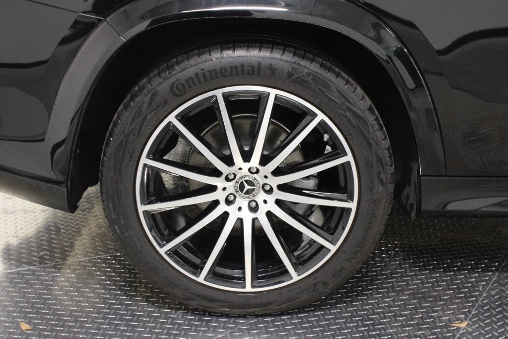 Certified 2025 Mercedes-Benz GLS 450 4MATIC image 16