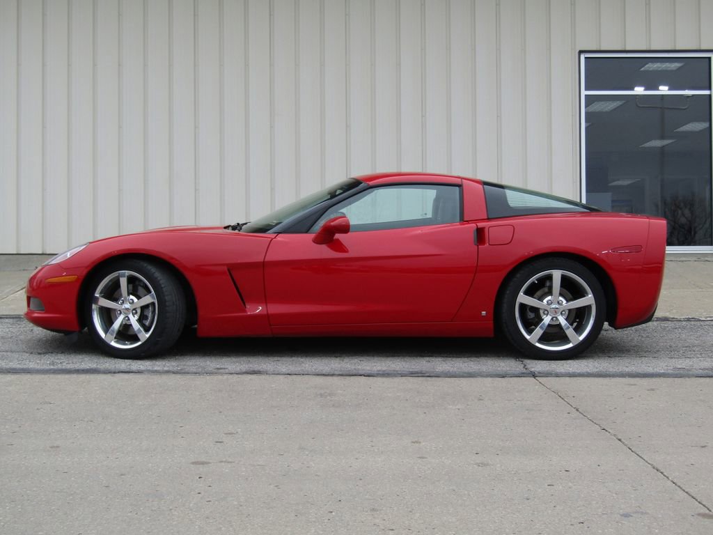 Used 2009 Chevrolet Corvette Coupe image 16
