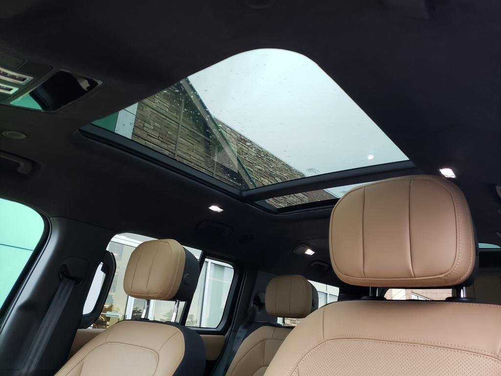 New 2026 Land Rover Defender 130 V8 image 21