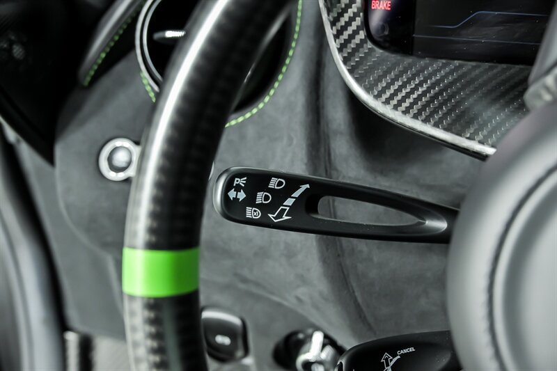 Used 2024 McLaren 750S Spider RWD image 28