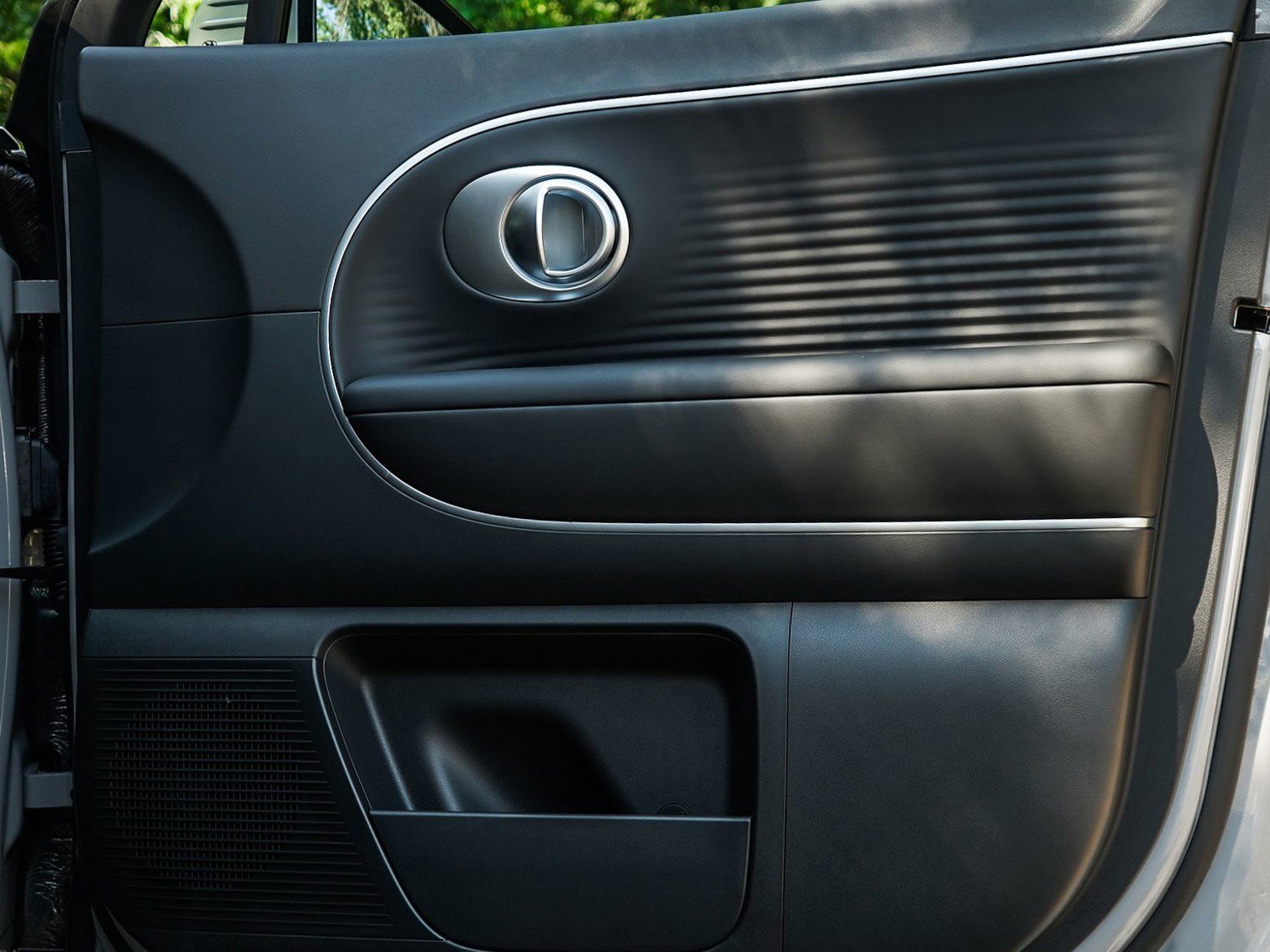 New 2026 Hyundai Ioniq 9 SEL image 8