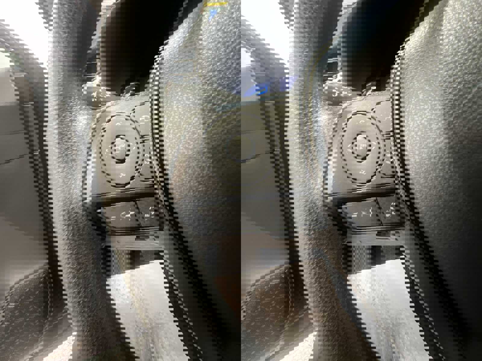 Used 2025 Toyota RAV4 XLE image 20