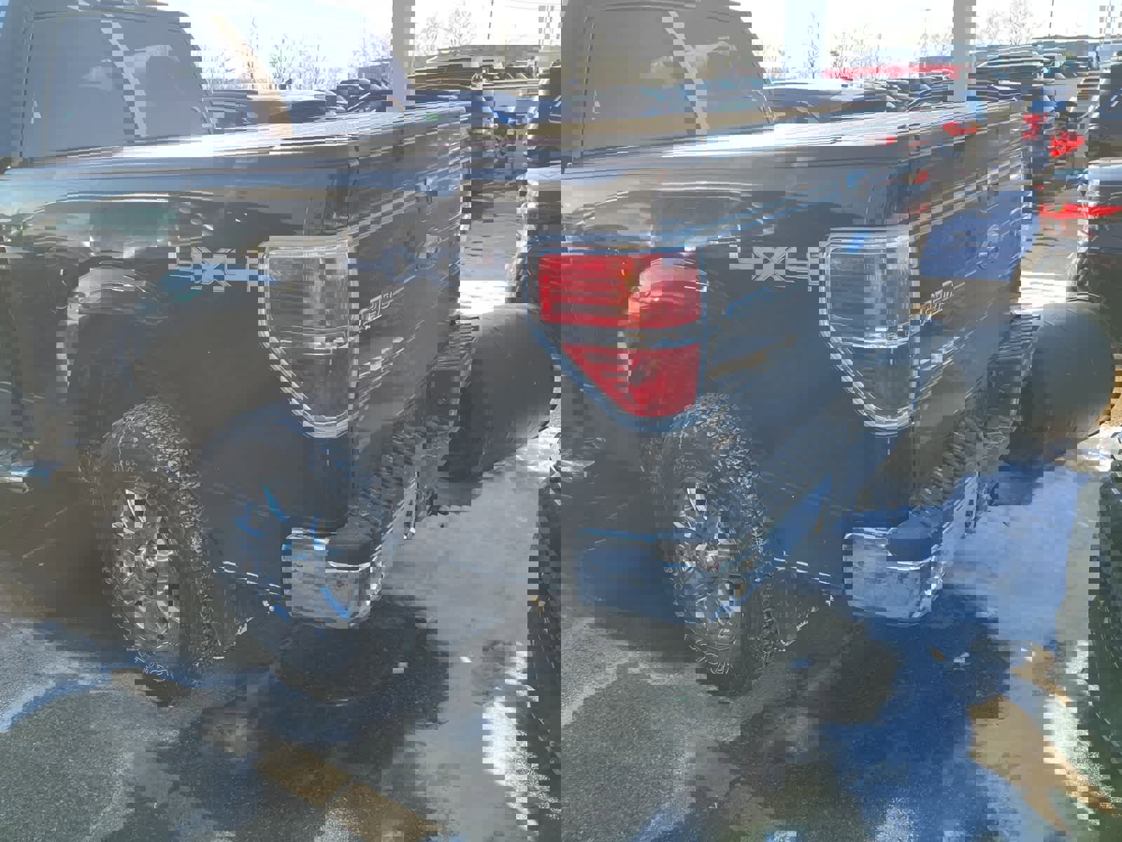 Used 2014 Ford F150 XLT w/ Equipment Group 302A Luxury image 9