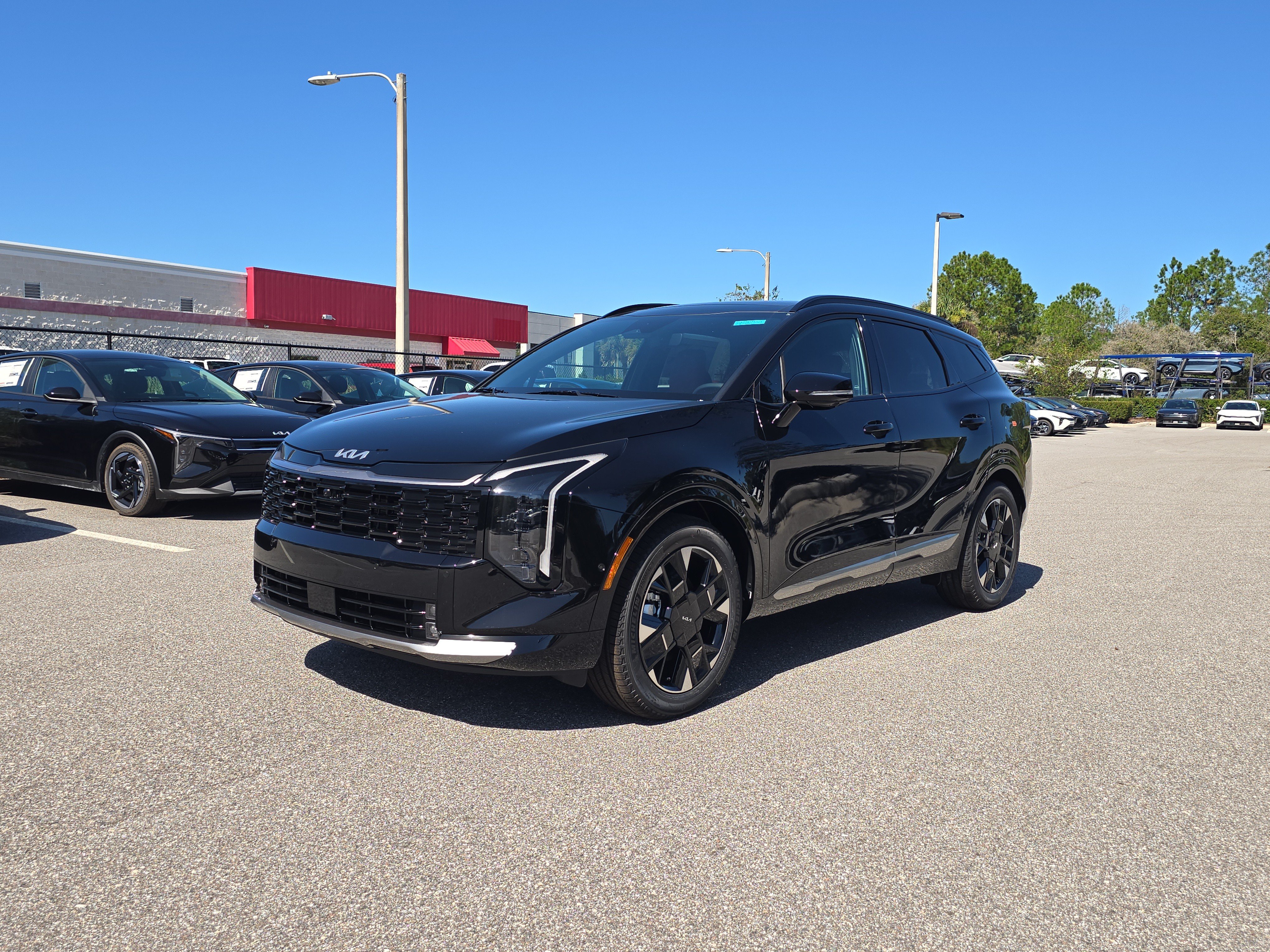 New 2027 Kia Sportage SX FWD image 4