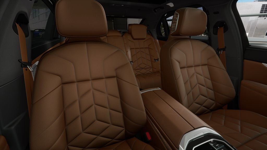 New 2026 BMW i7 eDrive50 w/ Executive Package image 11