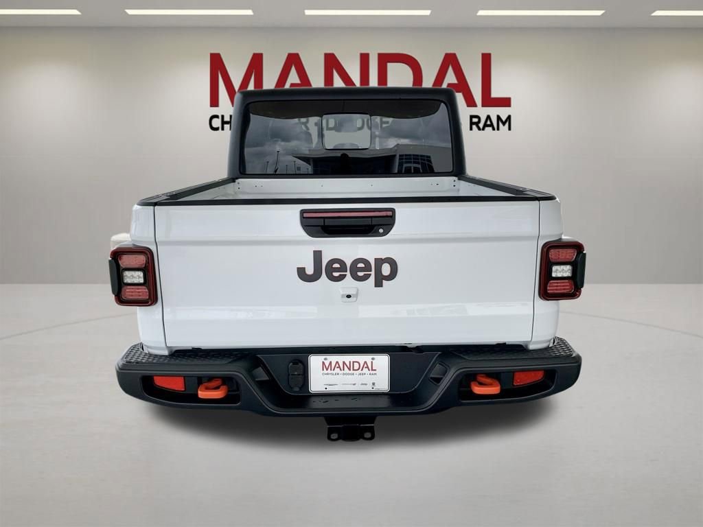 Used 2025 Jeep Gladiator Mojave AWD/4WD image 8