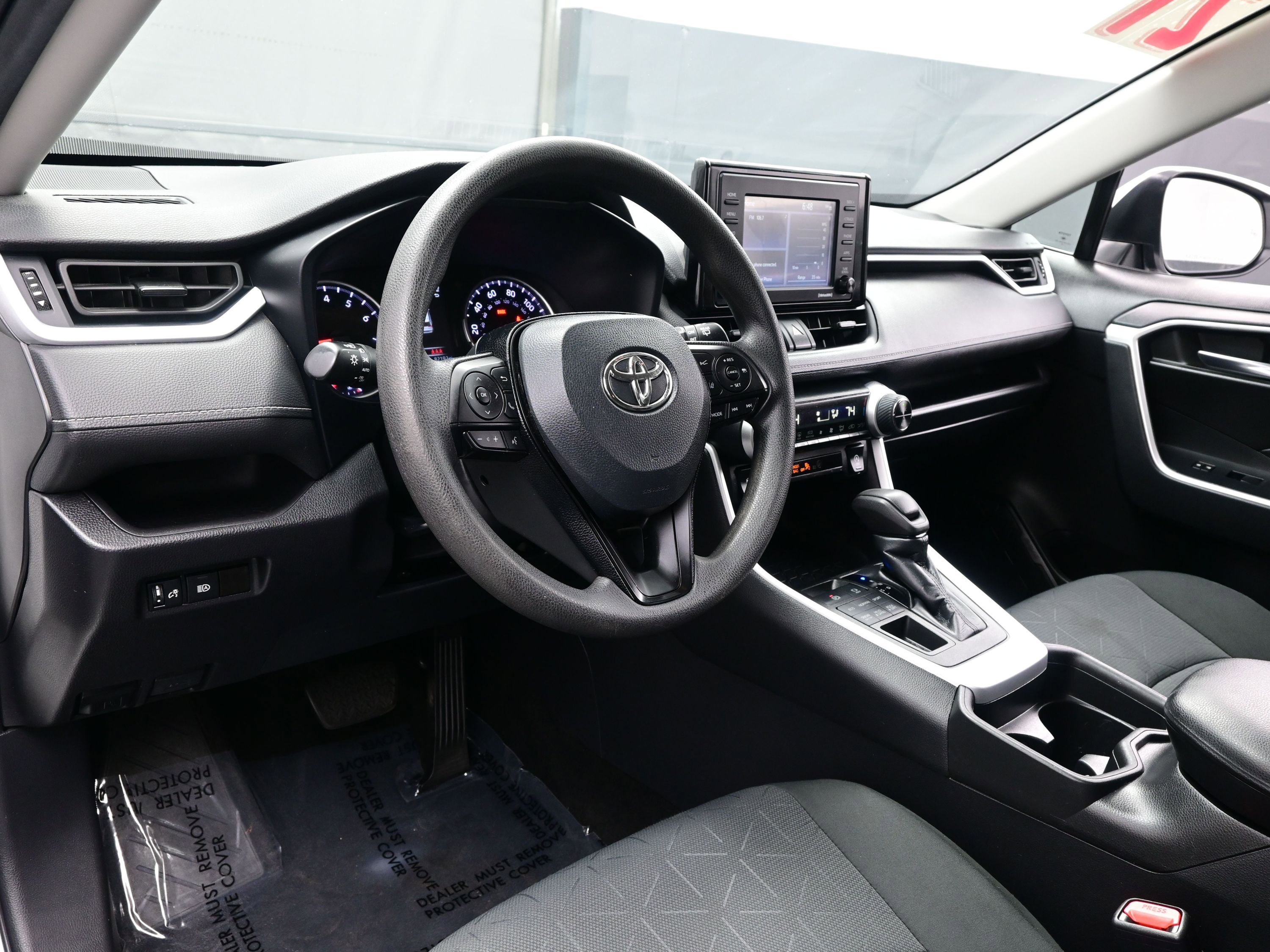 Used 2021 Toyota RAV4 XLE AWD/4WD image 13