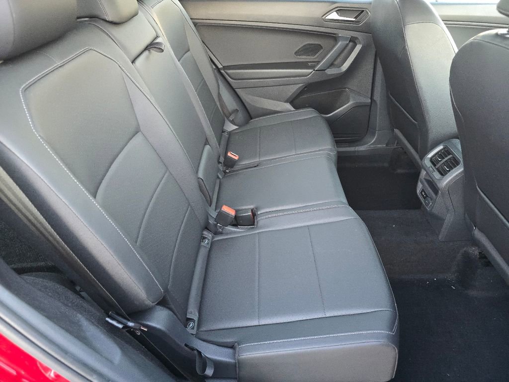Used 2019 Volkswagen Tiguan SEL image 24