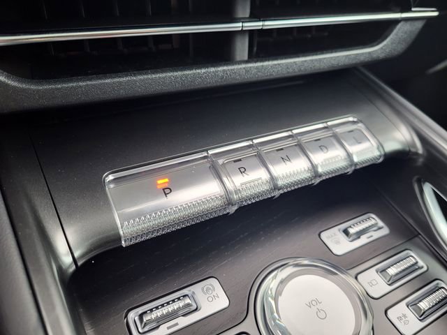 New 2026 Lincoln Nautilus Reserve w/ Jet Appearance Package image 24