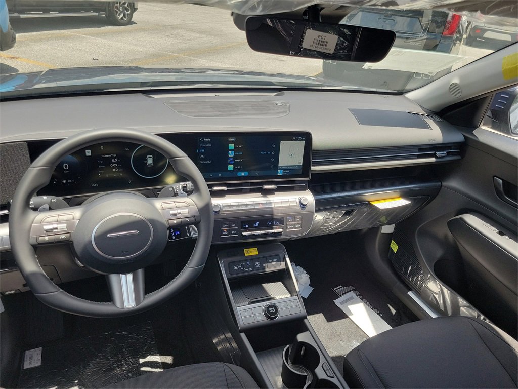 Used 2025 Hyundai Kona SEL image 28