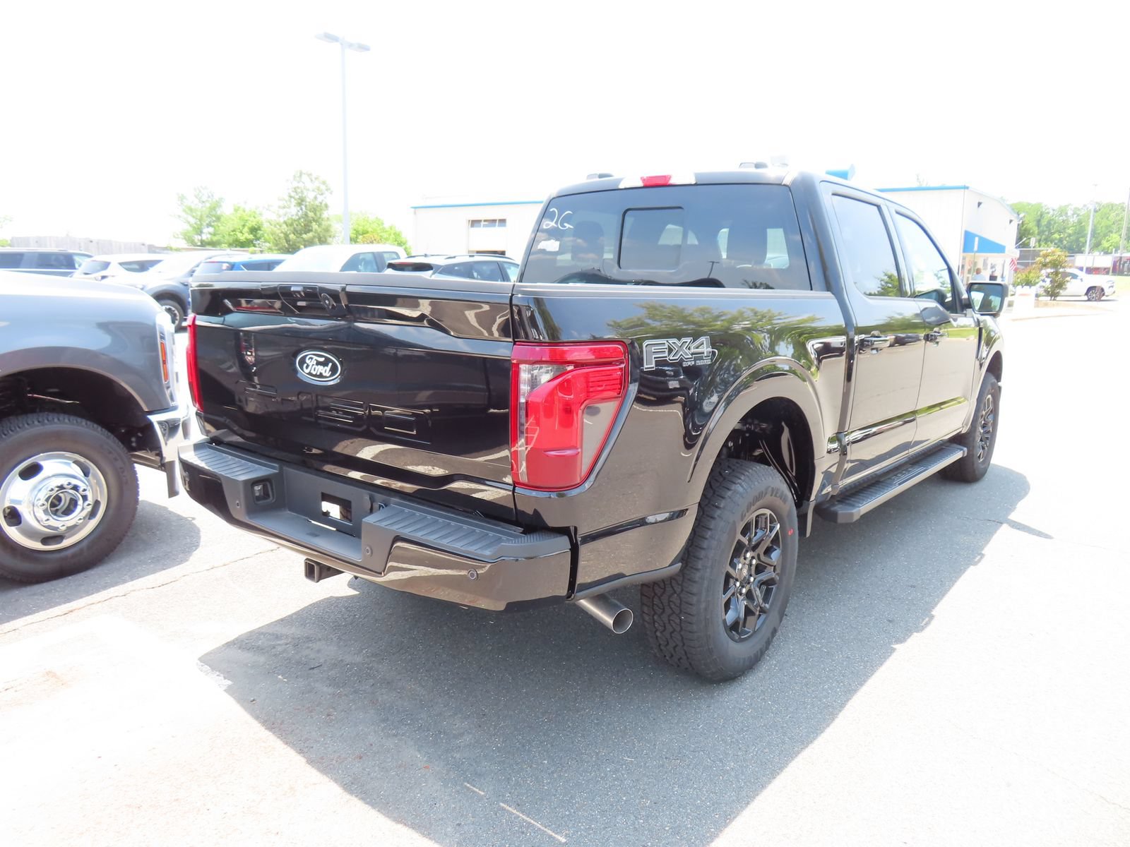 New 2026 Ford F150 XLT w/ Equipment Group 302A MID AWD/4WD image 4